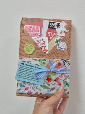 Book cover of Blind Date with a Book #62 - Summer - Workplace Romance