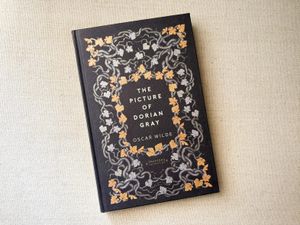Book cover of The Picture of Dorian Gray