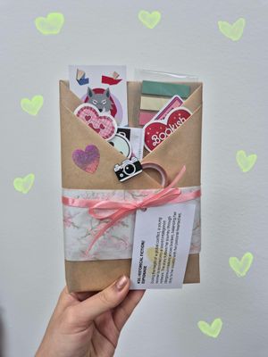 Book cover of Blind Date with a Book #35 - Espionage / Romance